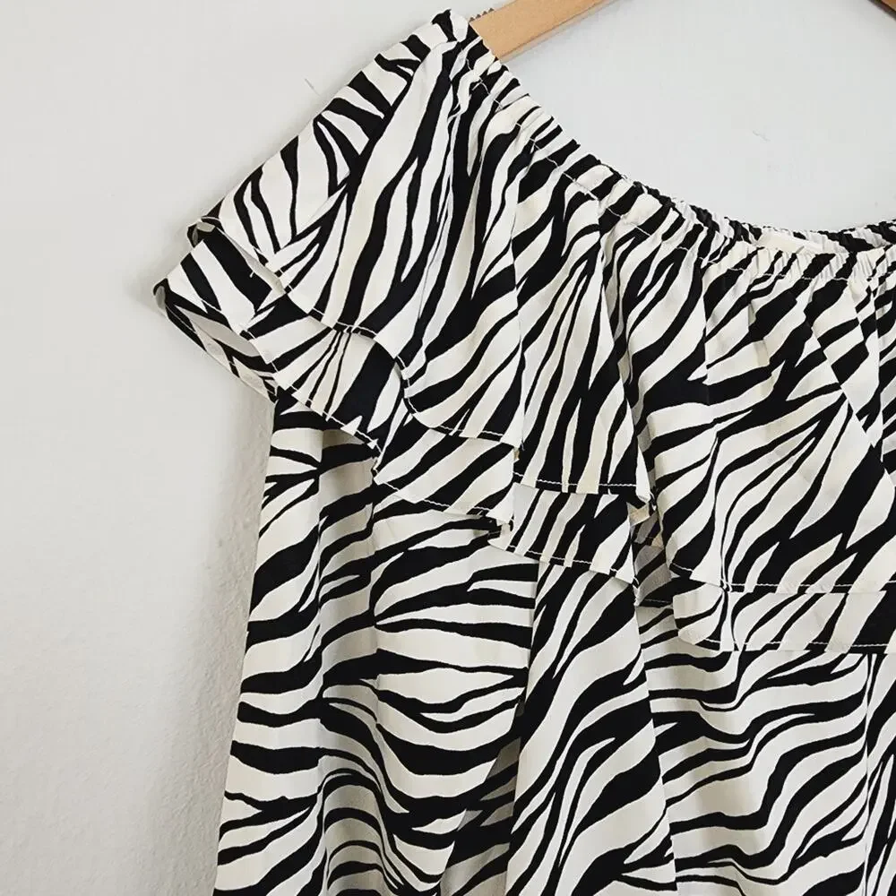 Michael Kors Tiger Stripe Off the Shoulder Ruffle Blouse Black White Animal M